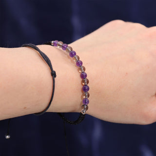 Capricorn - Zodiac Crystal Candle with Gemstone Bracelet - Quiet Rituals