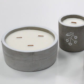 Juniper & Sweet Gin - Wooden Wick Concrete Candle - Quiet Rituals
